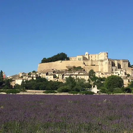 Le Petit Jeu Bed & Breakfast Grignan