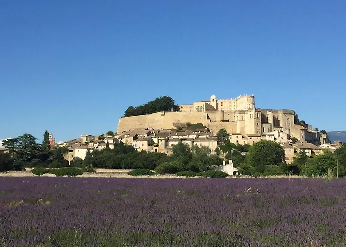 Le Petit Jeu Bed & Breakfast Grignan